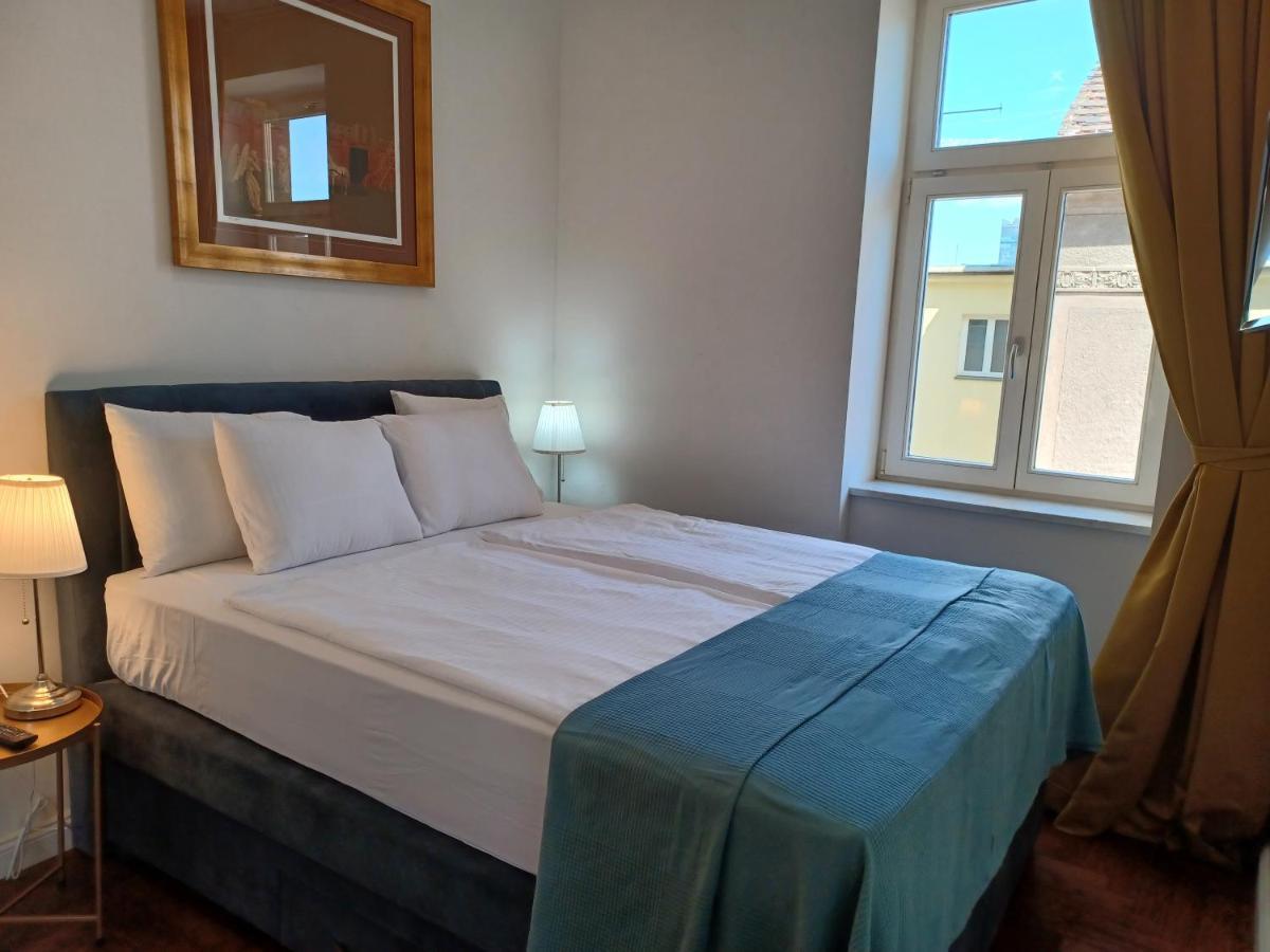 Apartment Lutetia ซาเกร็บ ภายนอก รูปภาพ